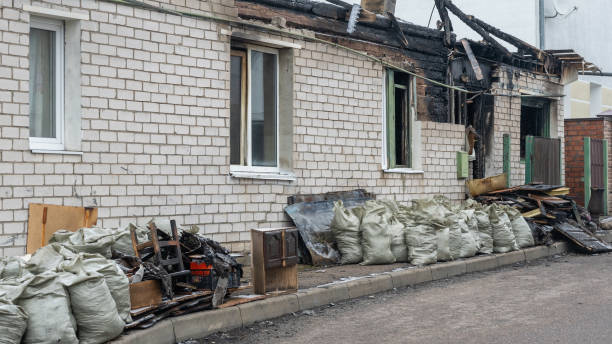 24/7 Emergency Fire Damage Repair experts in Weed, CA